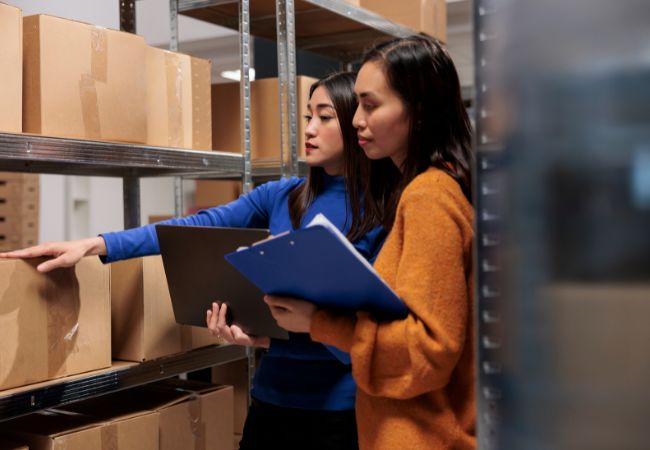 the role of technology in warehouse management