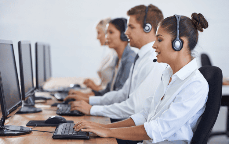 it help desk technician job description