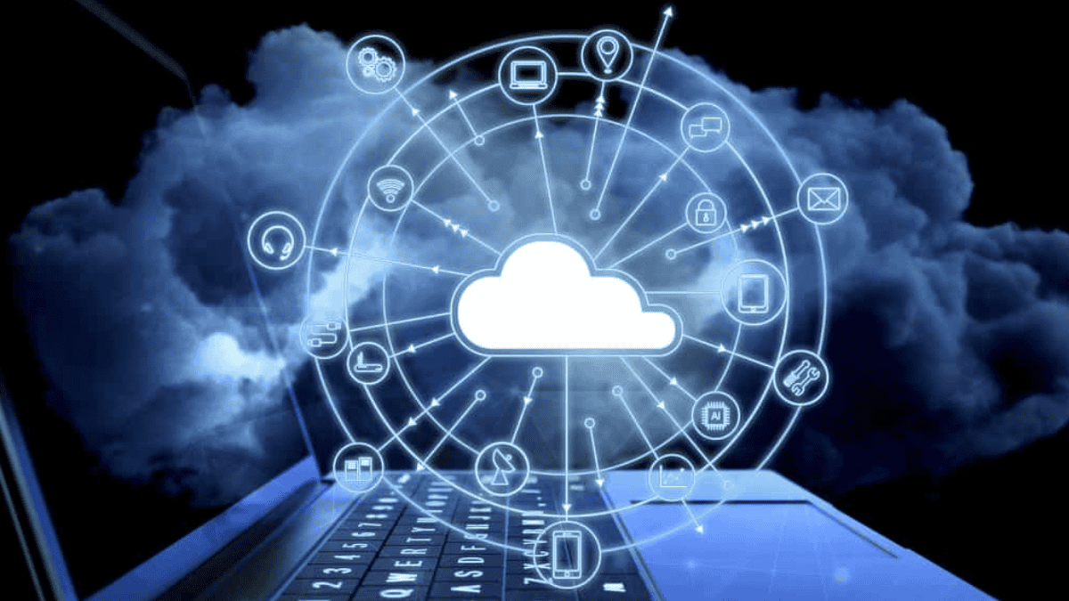 Avoid Risks With This Comprehensive Public Cloud Migration Checklist